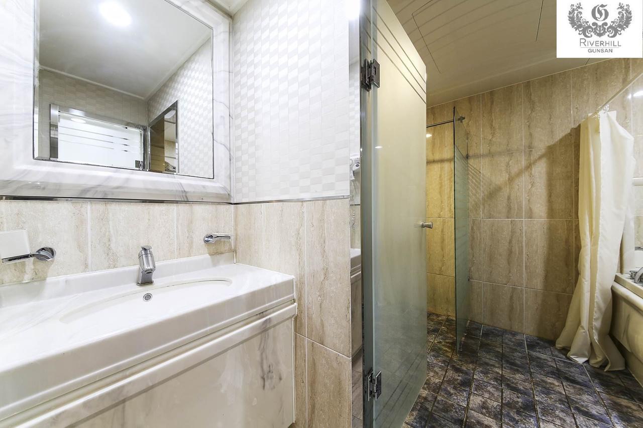 Gunsan River Hill Tourist Hotel Εξωτερικό φωτογραφία